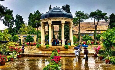 دمی با حافظ